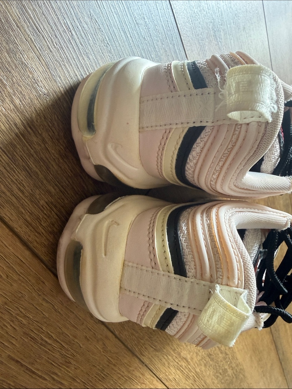 Nike Air Max 97 White, pink and red Interior Sneakers Size 5.5 - Picture 4 of 7